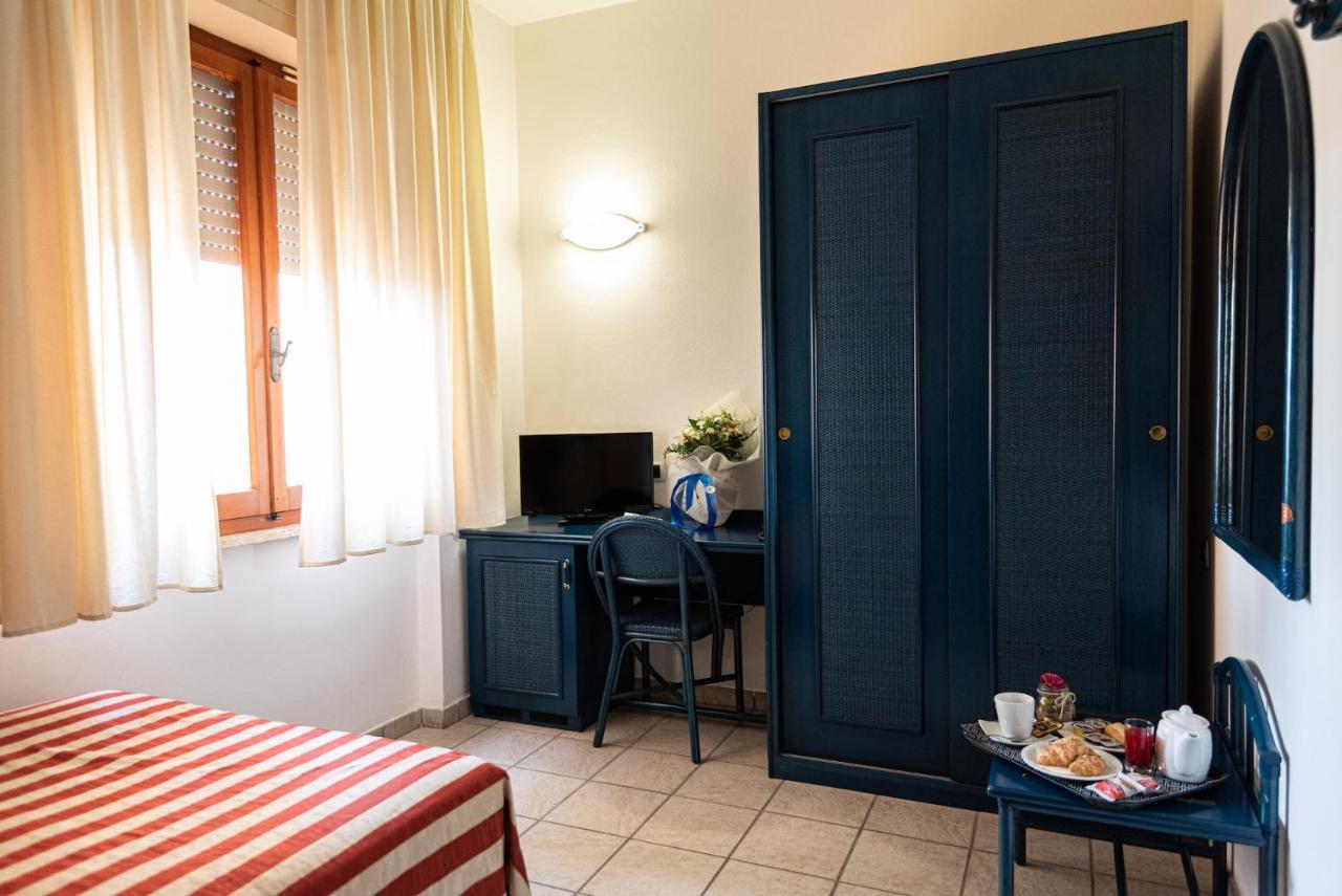 Hotel Il Delfino San Vincenzo Dış mekan fotoğraf